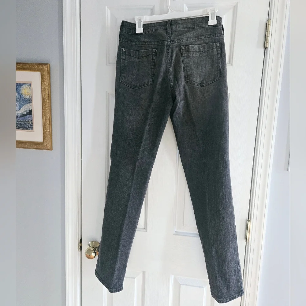 Size 8 Common Genes Black Denim Jeans